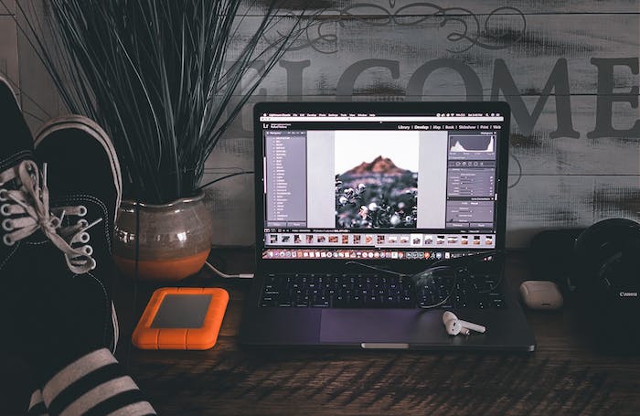 Top 10 Benefits of Using Creative Suite Online Photo Editor